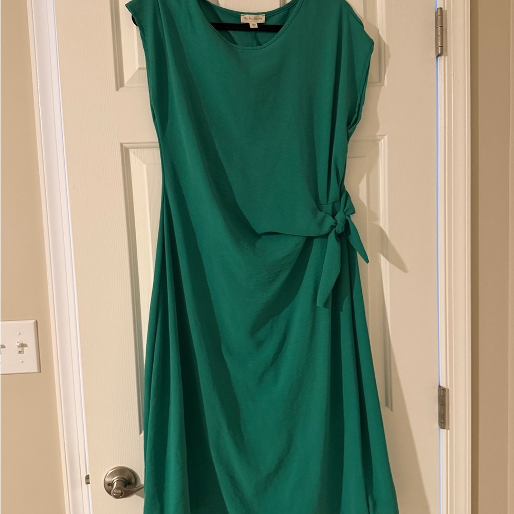 Elegant Green Dress